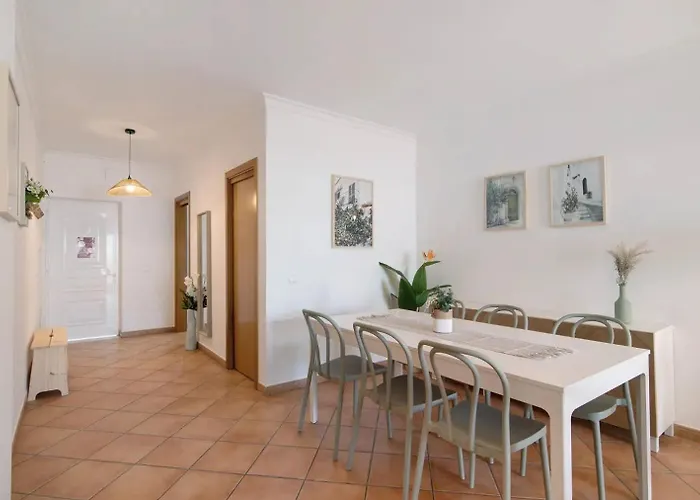 Apartman T2 F Oliveira
